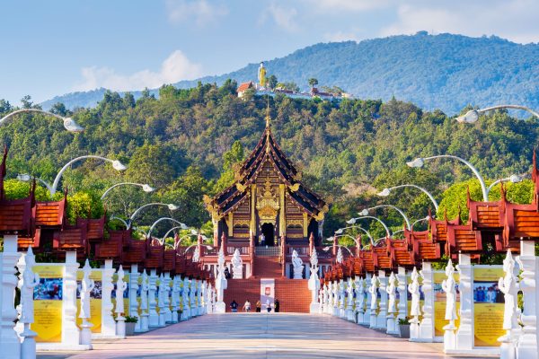 ho-kham-luang-northern-thai-style-royal-flora-ratchaphruek-chiang-mai-thailand-scaled[1]